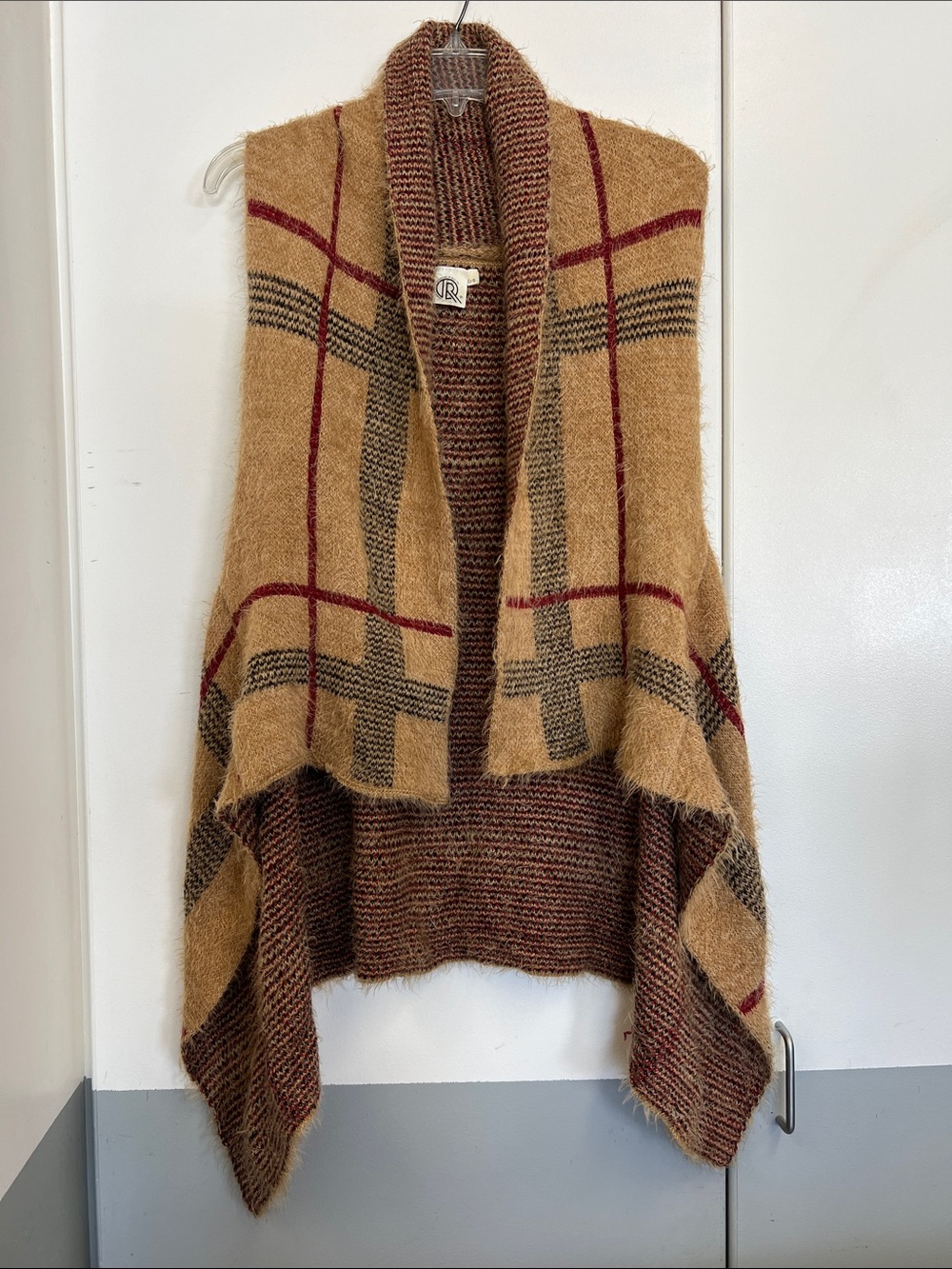 Cozy Fuzzy Plaid Open-Front Drape Women's Sweater Vest Cardigan Hi Lo - Neutral